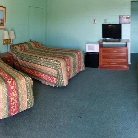 Holiday Host Motel 소노라 외부 사진